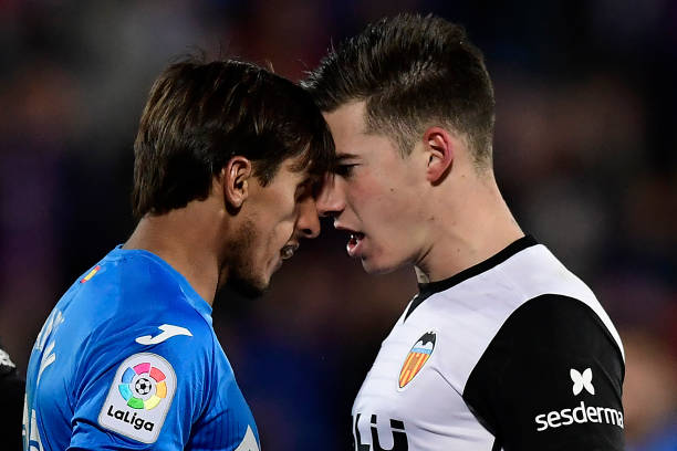 传奇归来！FIFA足球世界经典球星限时招募活动