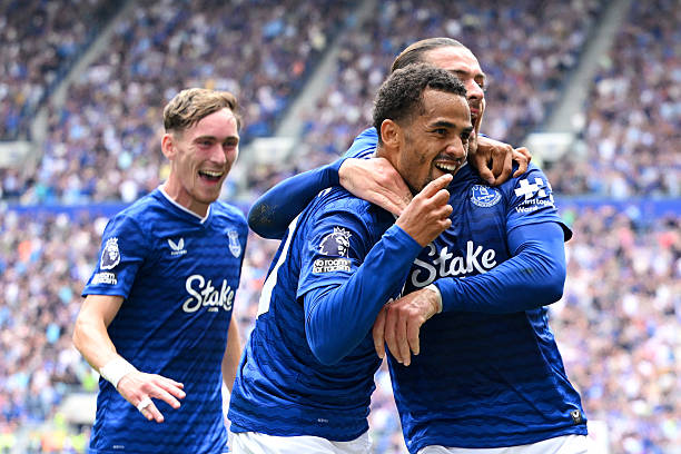 枪手欧冠登顶：完整比赛视频回顾