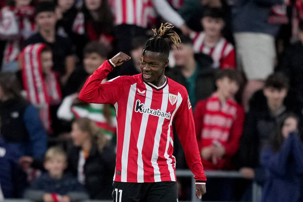 姆巴佩三球封神！欧冠赛场再现超新星光芒