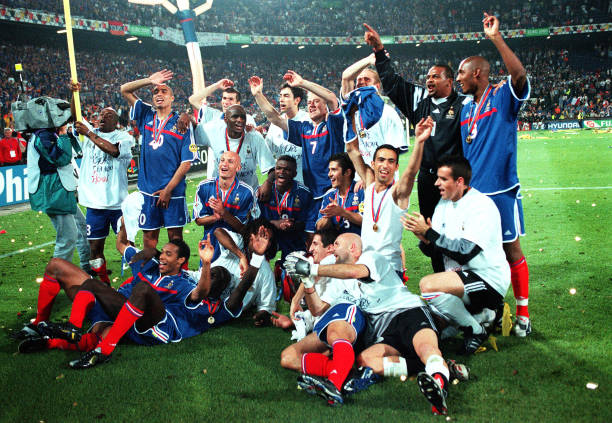 足球场建造必知：标准场地的长度和宽度规范