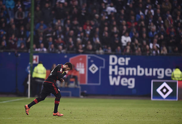 从后场到进球仅用10秒!巴萨团队配合演绎极致足球