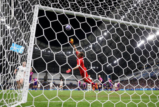 任意球进球数排名前30名:哪些比赛数据被纳入统计?