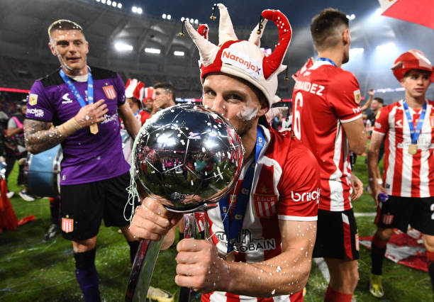 欧冠决赛时间官宣！哪支豪门将登顶欧洲之巅？