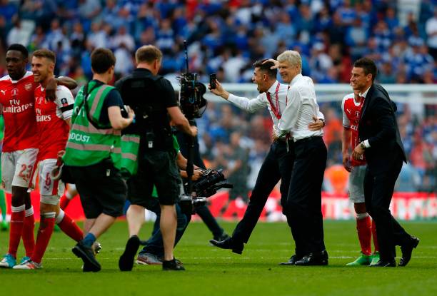 欧洲杯冠军战黄牌数量对比：防守大战还是犯规大战？