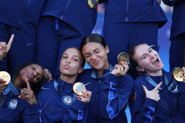 她们的名字镌刻奥运史册：最具影响力的女子游泳冠军