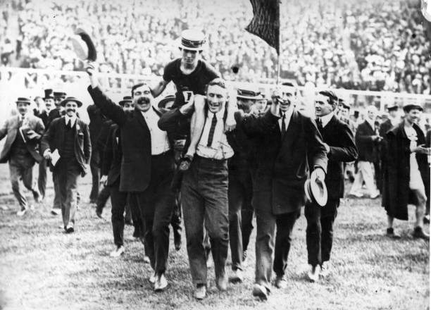 奥运网球比赛规则：从小组赛到淘汰赛的赛制安排