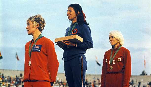 福娃简笔画创意：为奥运吉祥物添加你的独特设计