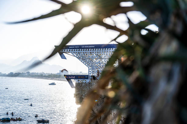 博尔特958的巅峰时刻：全力以赴还是有所保留？