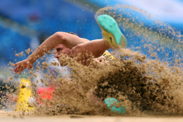 从巅峰到退役：宁泽涛职业生涯的转折点解析