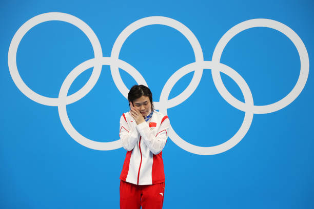 孙杨女儿国籍争议,体育明星子女身份引关注