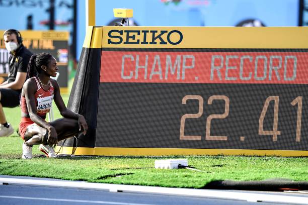 宁泽涛的多样魅力:一组照片展现多面人生