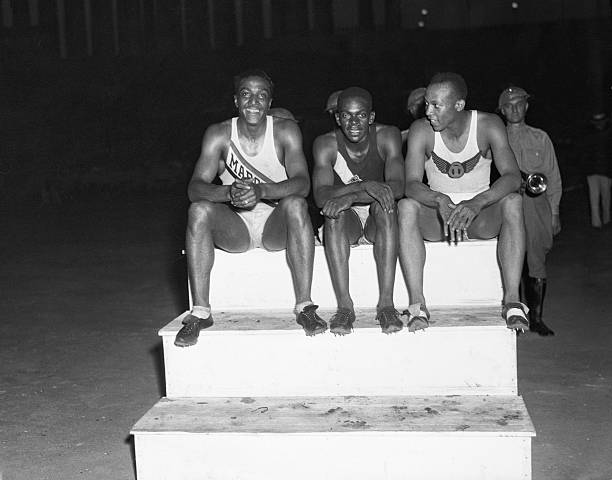 体育生必备:适合不同训练阶段的短跑鞋推荐