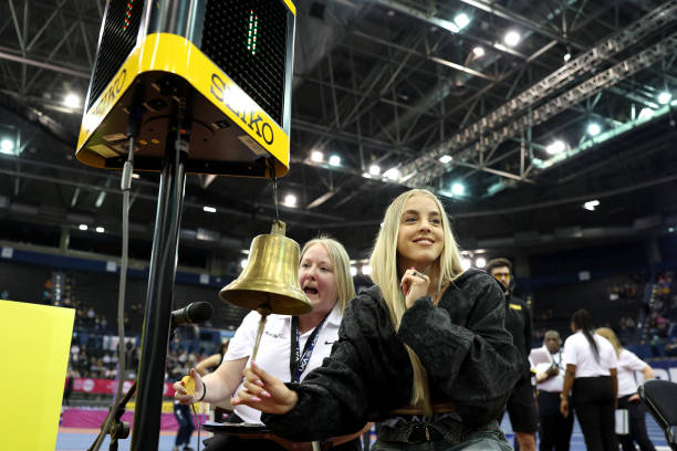 婚后生活揭秘：吴敏霞与34岁老公的甜蜜日常