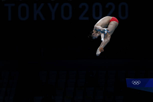 中国男子和女子马拉松纪录分别是多少？