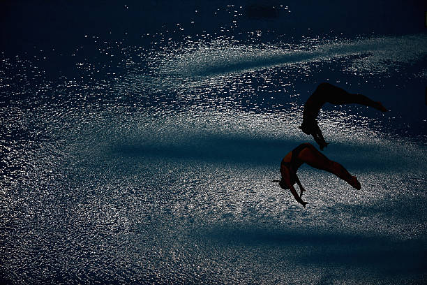 宁泽涛腹肌毛引发讨论,网友:自然才是最美的!