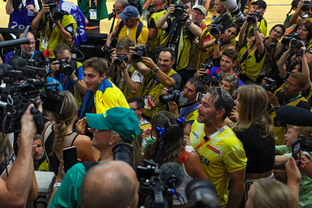 伏明霞退役后的生活：回归平凡，享受家庭时光