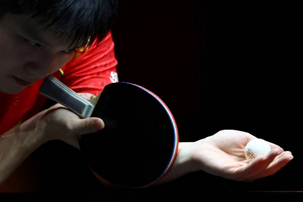 乒乓球擦边球得分有效吗？裁判手势与规则解读