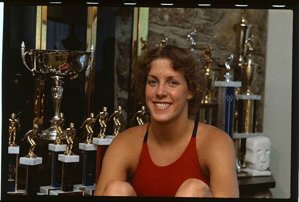 创意亲子时光:用塑料储物箱打造迷你泳池