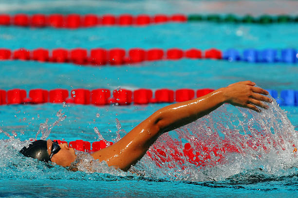 儿童游泳队选拔：身高体重如何影响游泳表现？