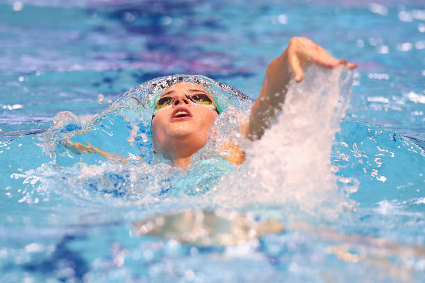 游泳翻转训练方法:提升转身效率