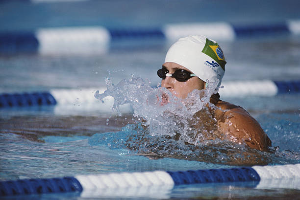 游泳锻炼的优缺点：适合哪些人群？需注意什么？