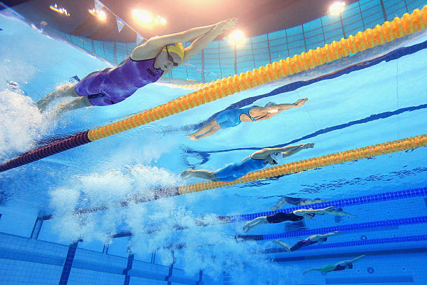 影响游泳教练薪资的关键因素:经验、口碑与教学能力