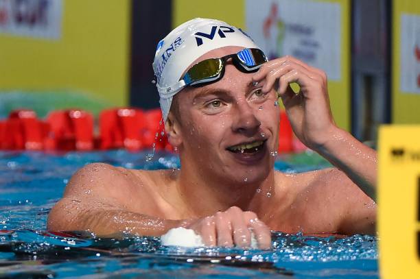 浮不起来怎么办？我的游泳困难日记