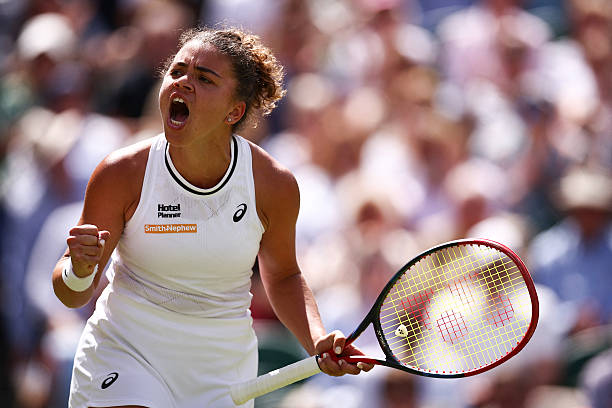 网球精彩集锦:盘点今年ATP巡回赛十大最佳击球回放