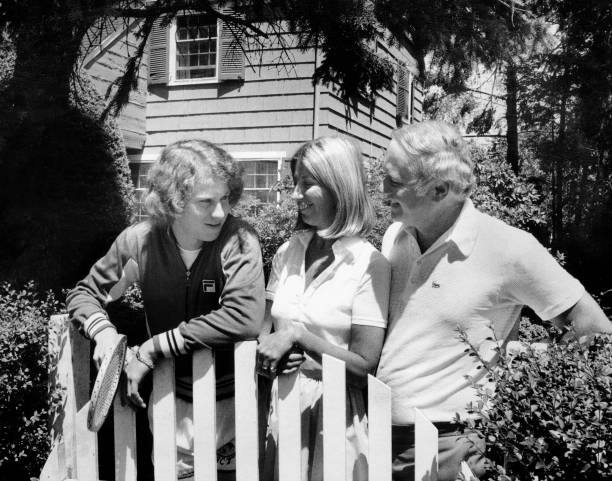 发球动作规范：如何正确执行发球动作