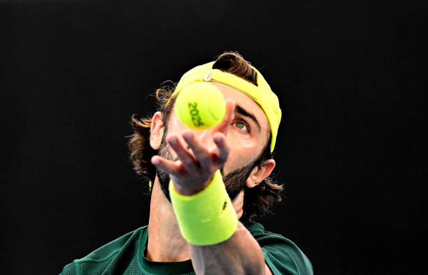 揭秘网球神童背后的付出：潘兵儿子的训练秘籍