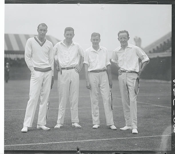 网球比赛分数规则：如何理解“平分”和“占先”