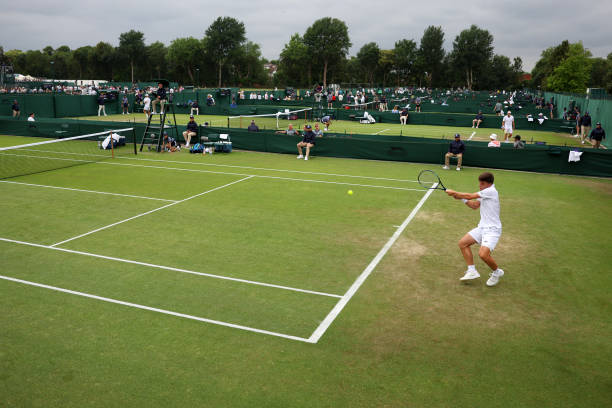 卡塔尔网球公开赛:沙漠绿洲中的激烈角逐