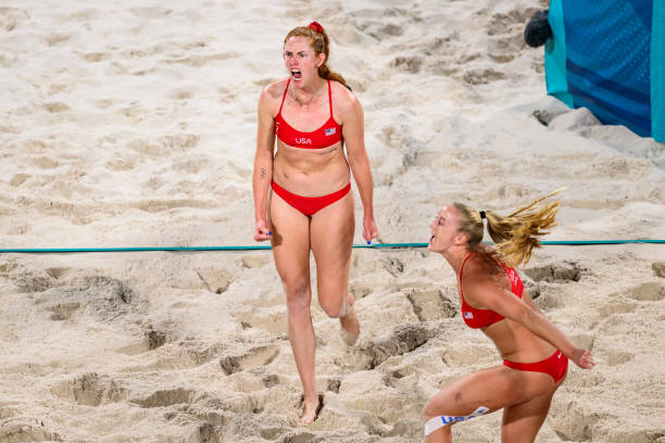 排球裁判必看:过中线犯规的判定技巧与图解