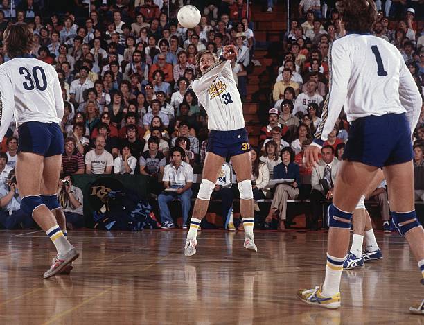 常见排球站位错误及正确的换位方法