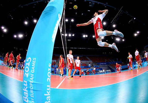 掌握排球基本规则:发球后的三次触球机会