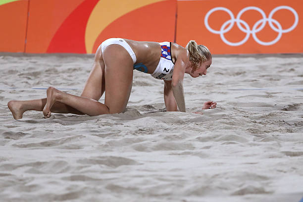 排球比赛中的位置轮换规则：如何正确执行轮转