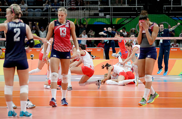 气排球比赛场地的边线、端线及网高尺寸要求