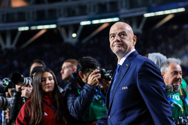 第一届世界杯足球赛:1930年乌拉圭的辉煌时刻