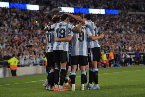 历届乒乓球世界杯冠军统计:哪位选手称霸次数最多?